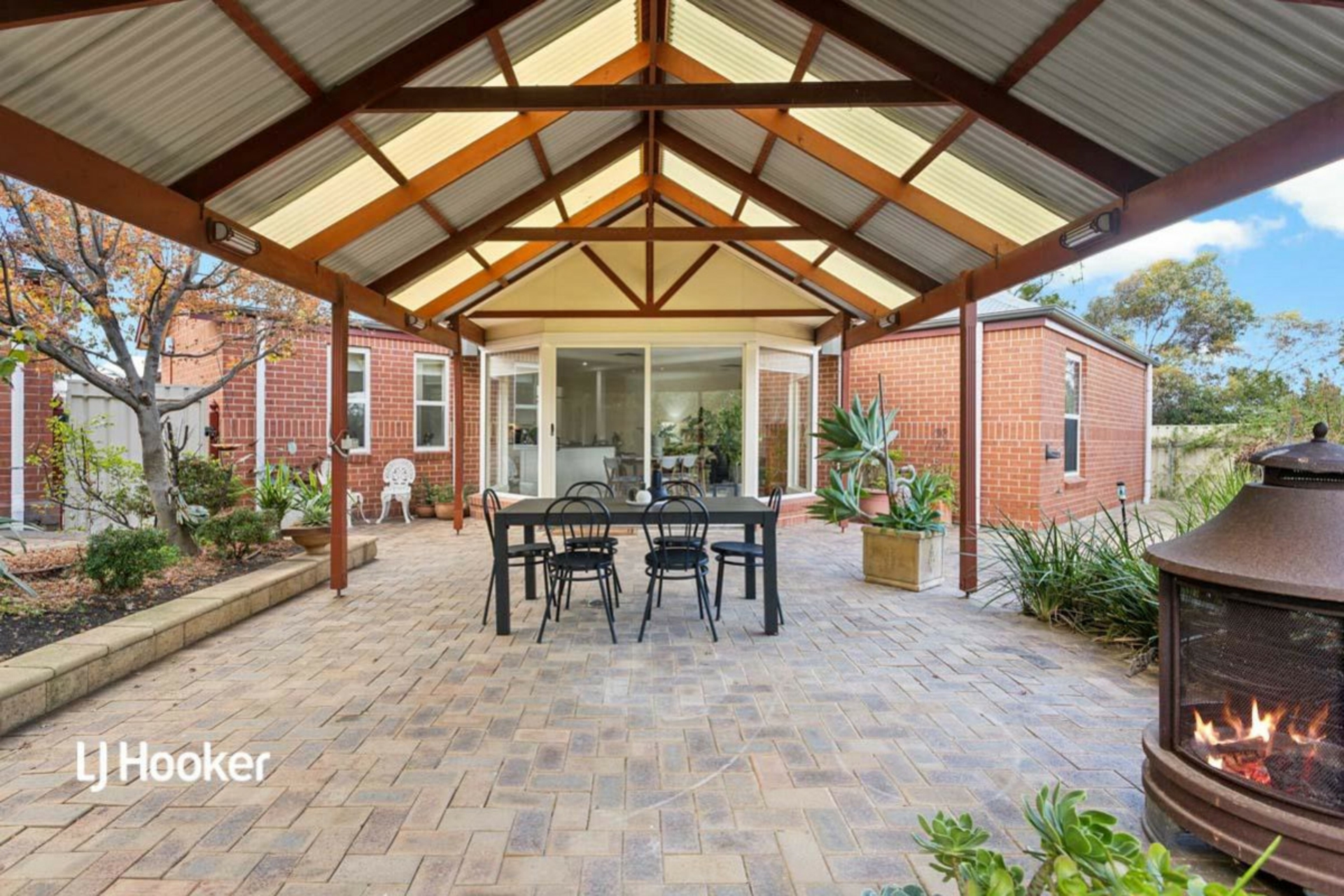 5 Mitre Place, GREENWITH