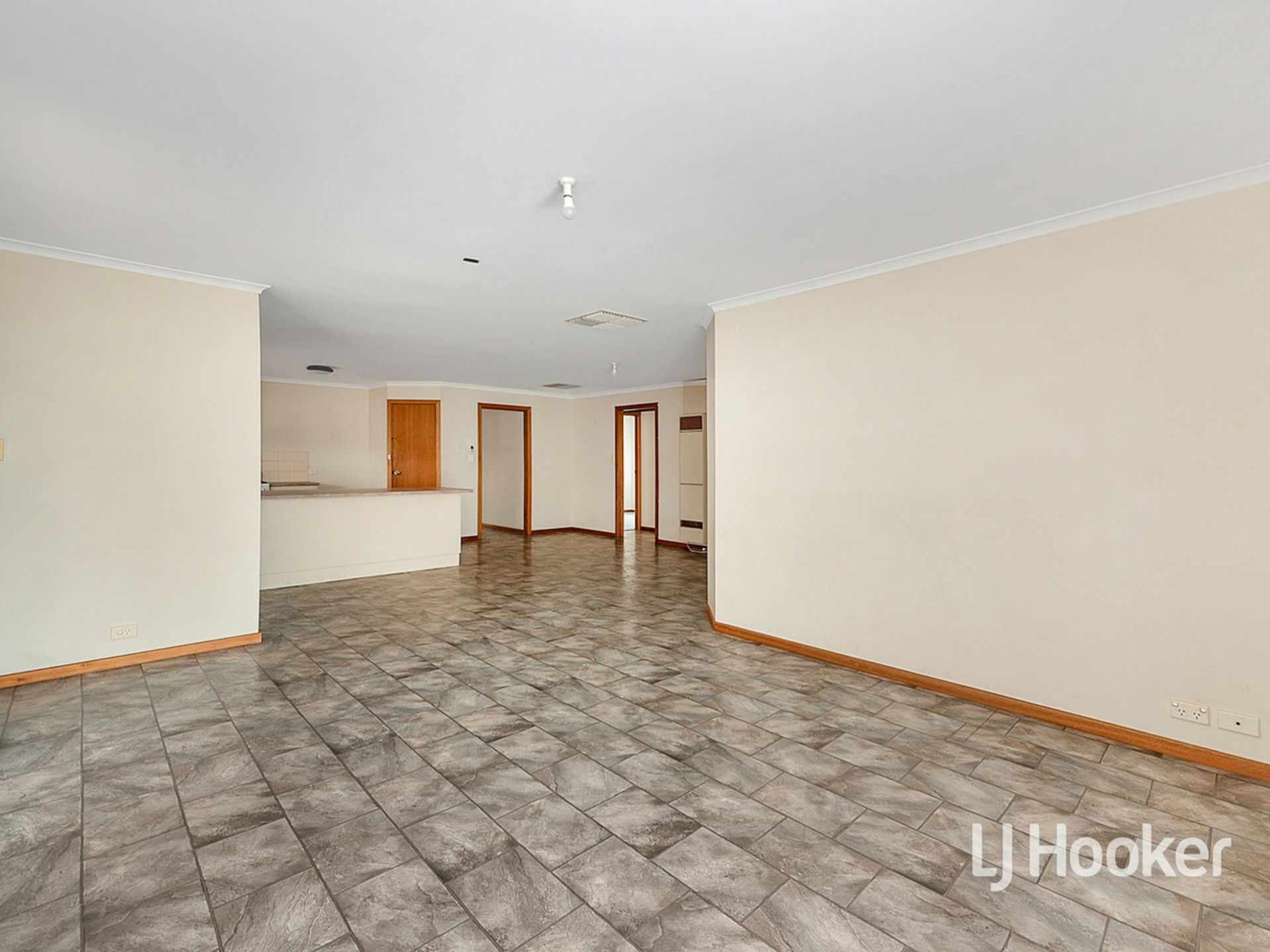 5 Jabez Close Ingle Farm SA - Property Details - LJ Hooker