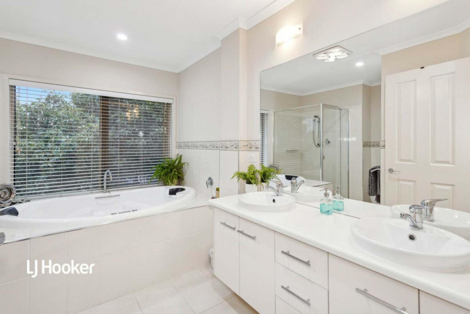 24 Cheapside Street, LARGS NORTH