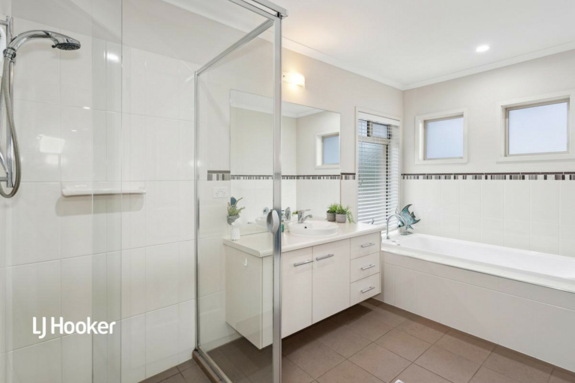 24 Cheapside Street, LARGS NORTH
