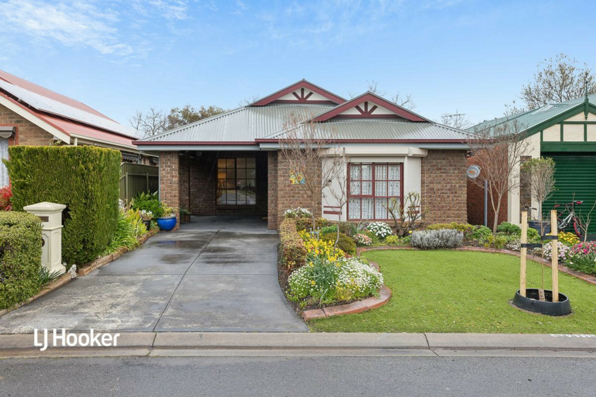 11 Jena Court, GREENWITH