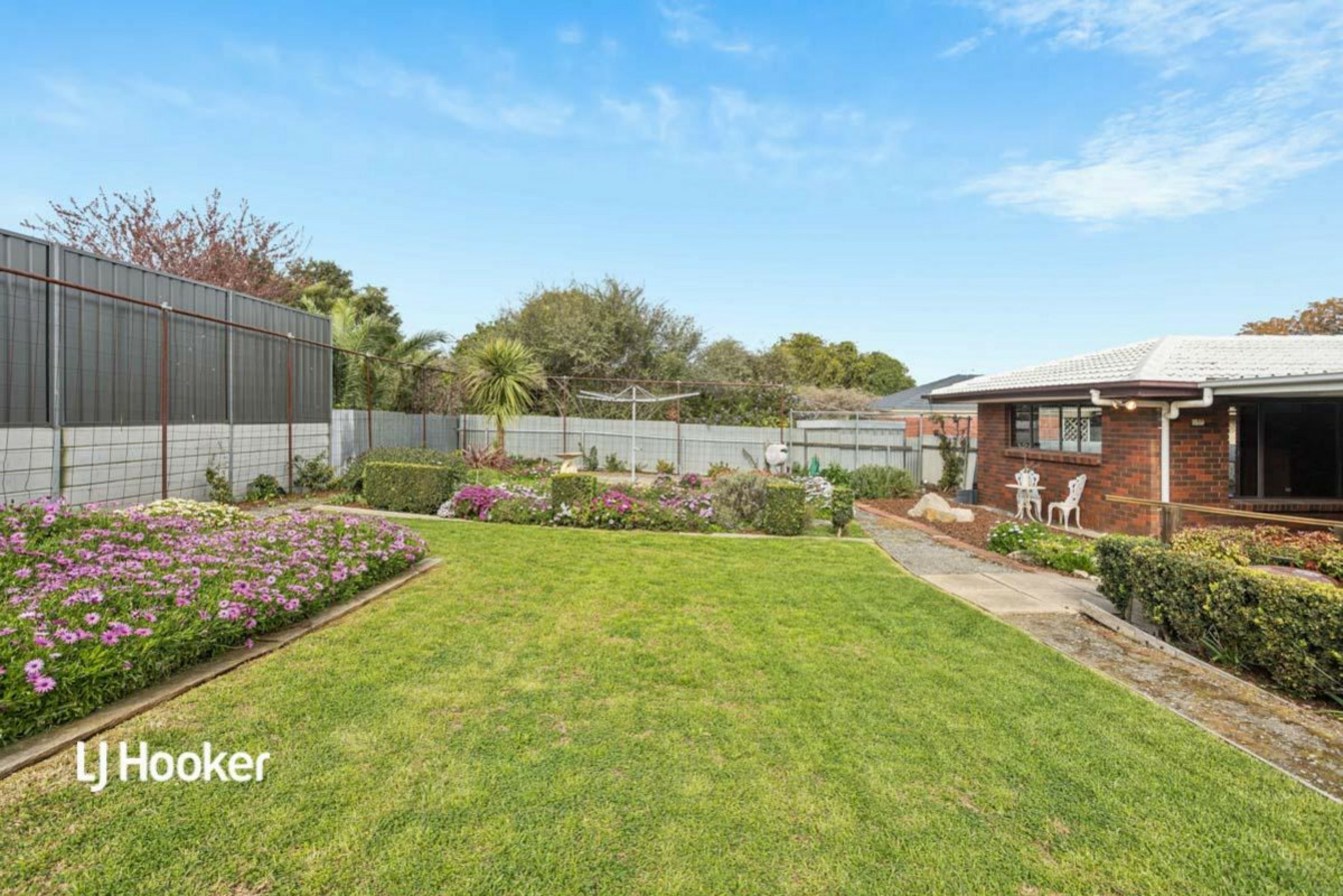 39 Saturn Crescent, MODBURY NORTH
