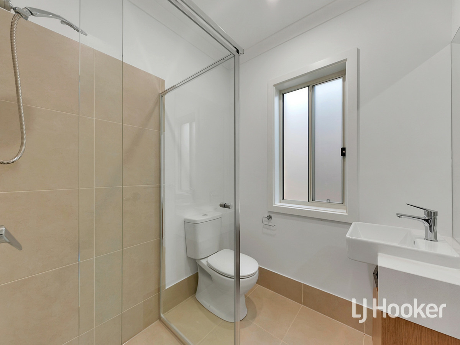 21 Christopher Way, EVANSTON GARDENS