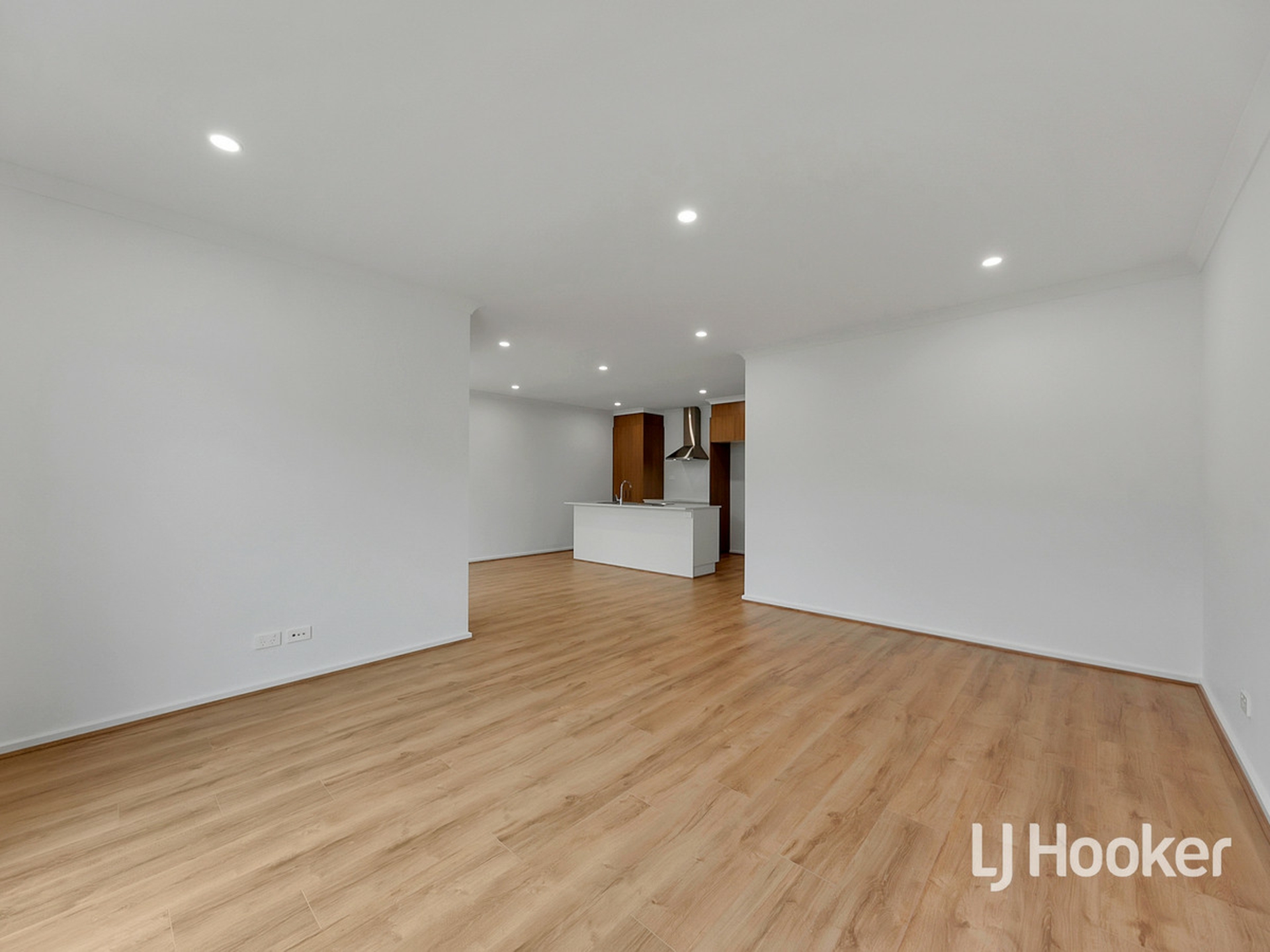 21 Christopher Way, EVANSTON GARDENS