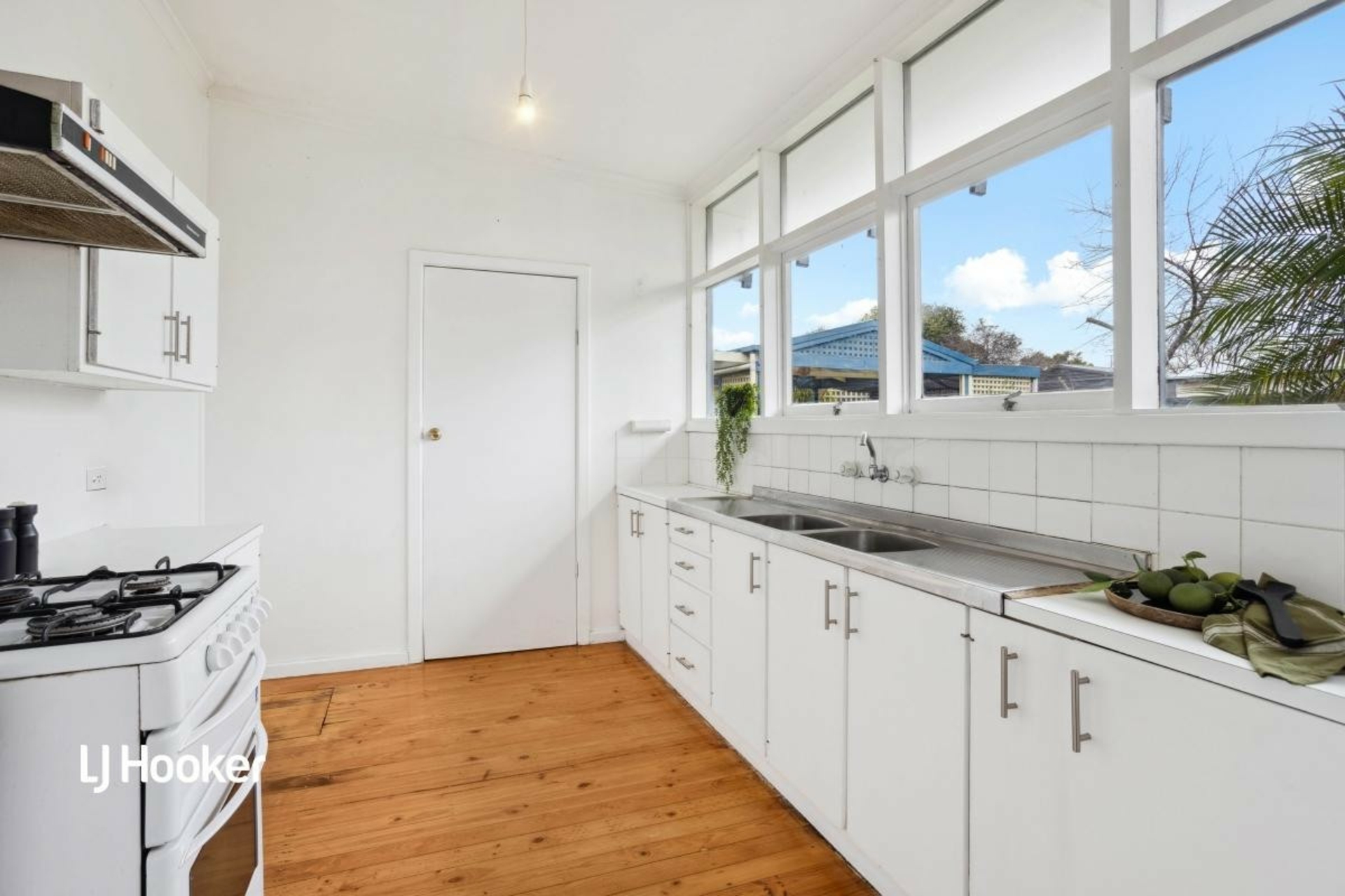 33 Quebec Drive, MODBURY HEIGHTS