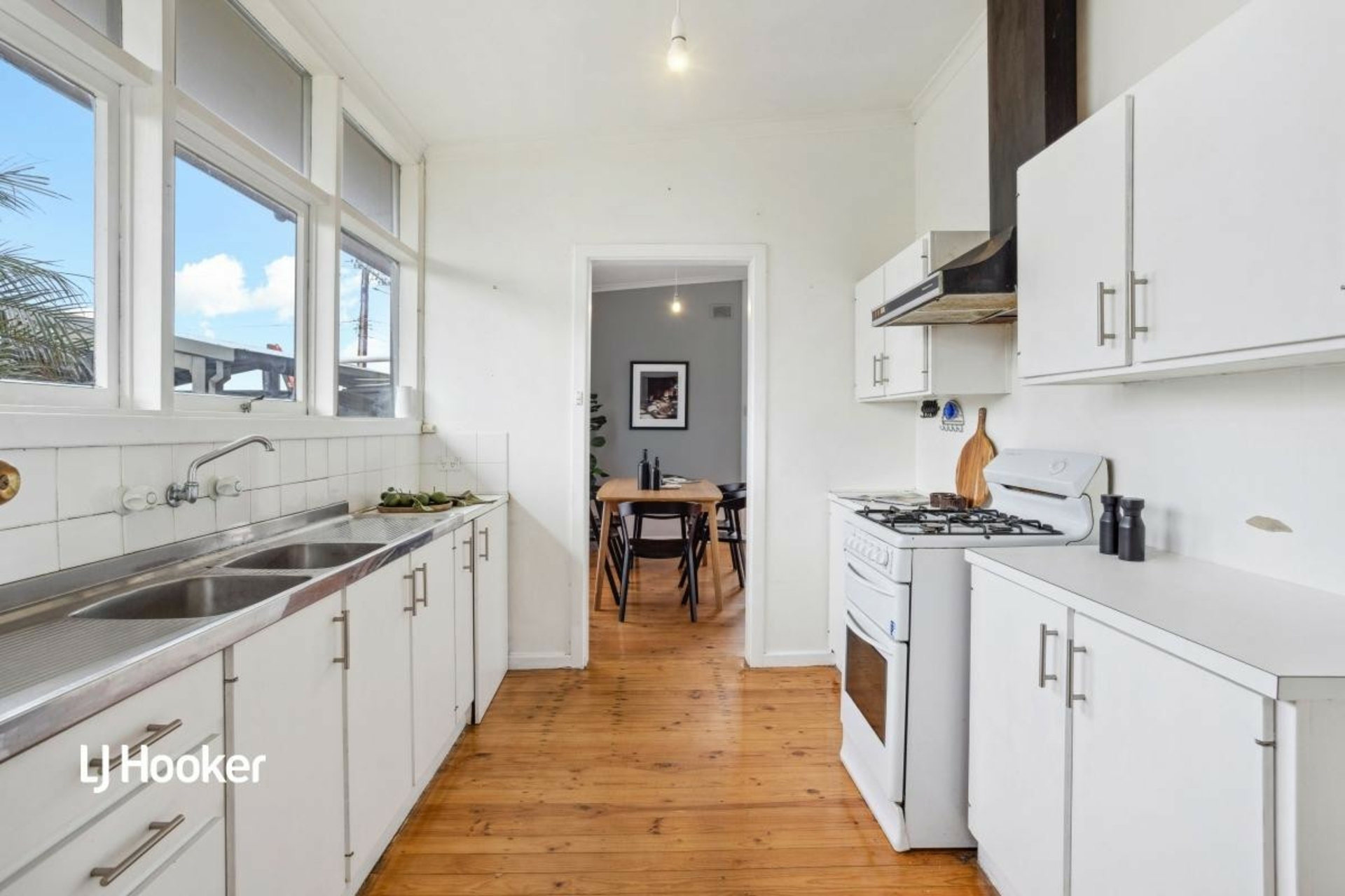 33 Quebec Drive, MODBURY HEIGHTS