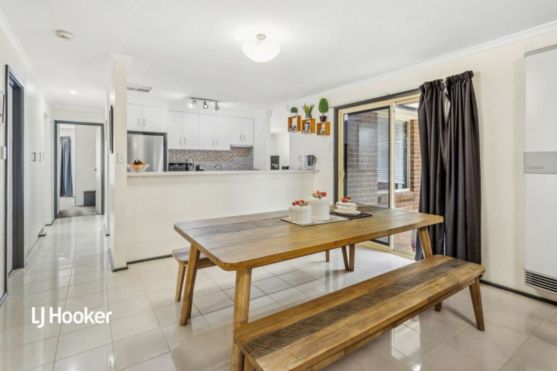 4 Toulon Place, GREENWITH