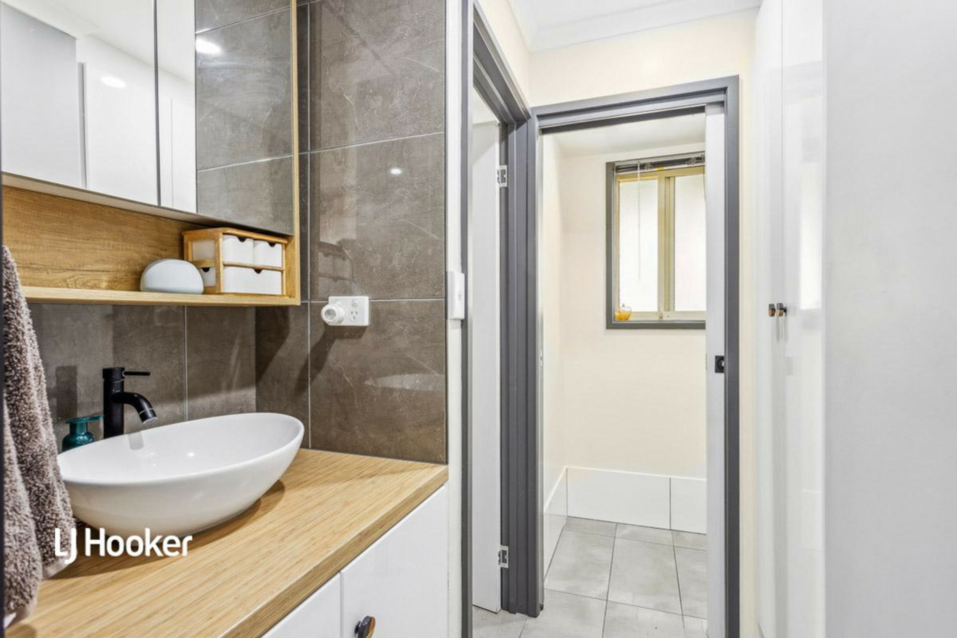 4 Toulon Place, GREENWITH