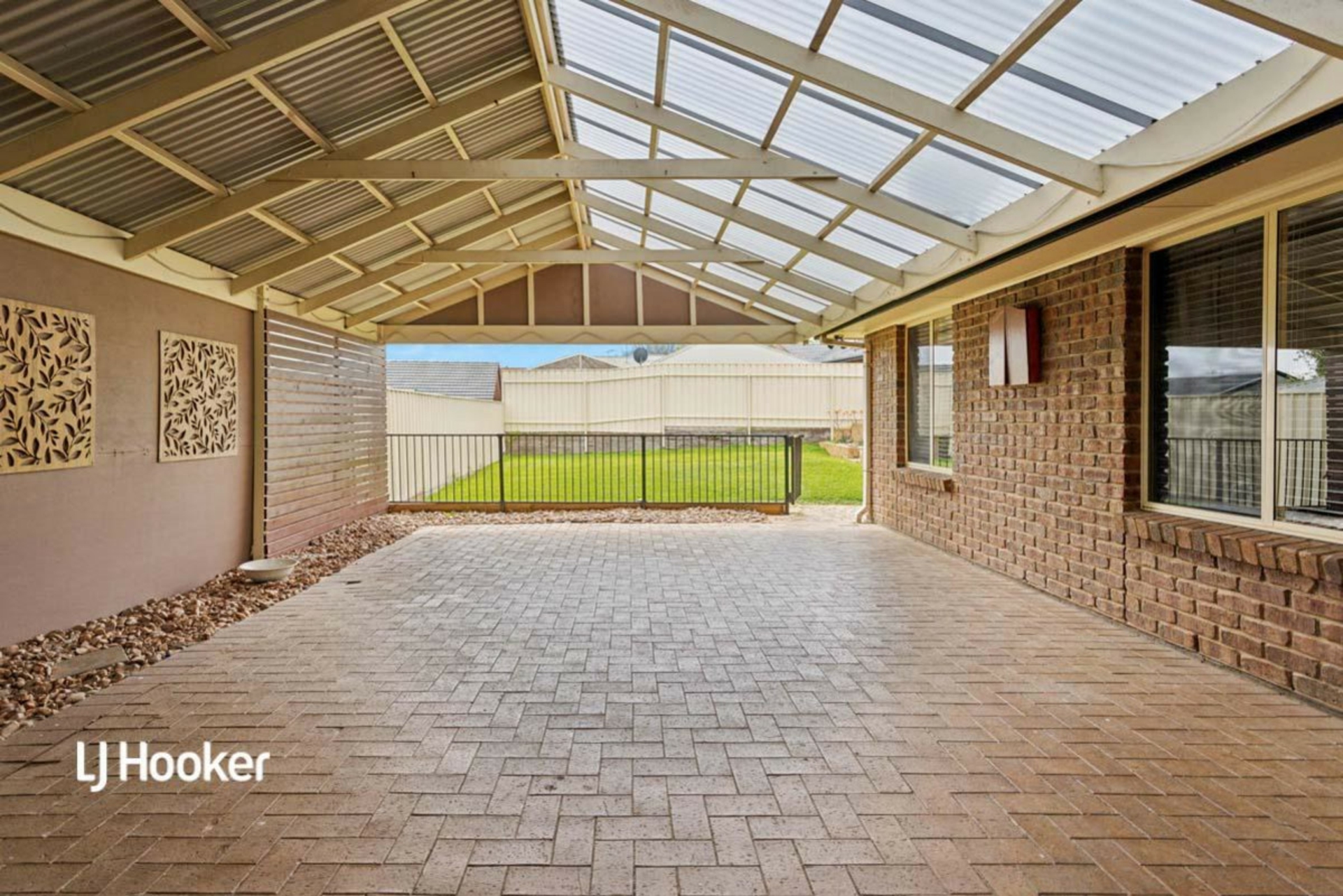 4 Toulon Place, GREENWITH