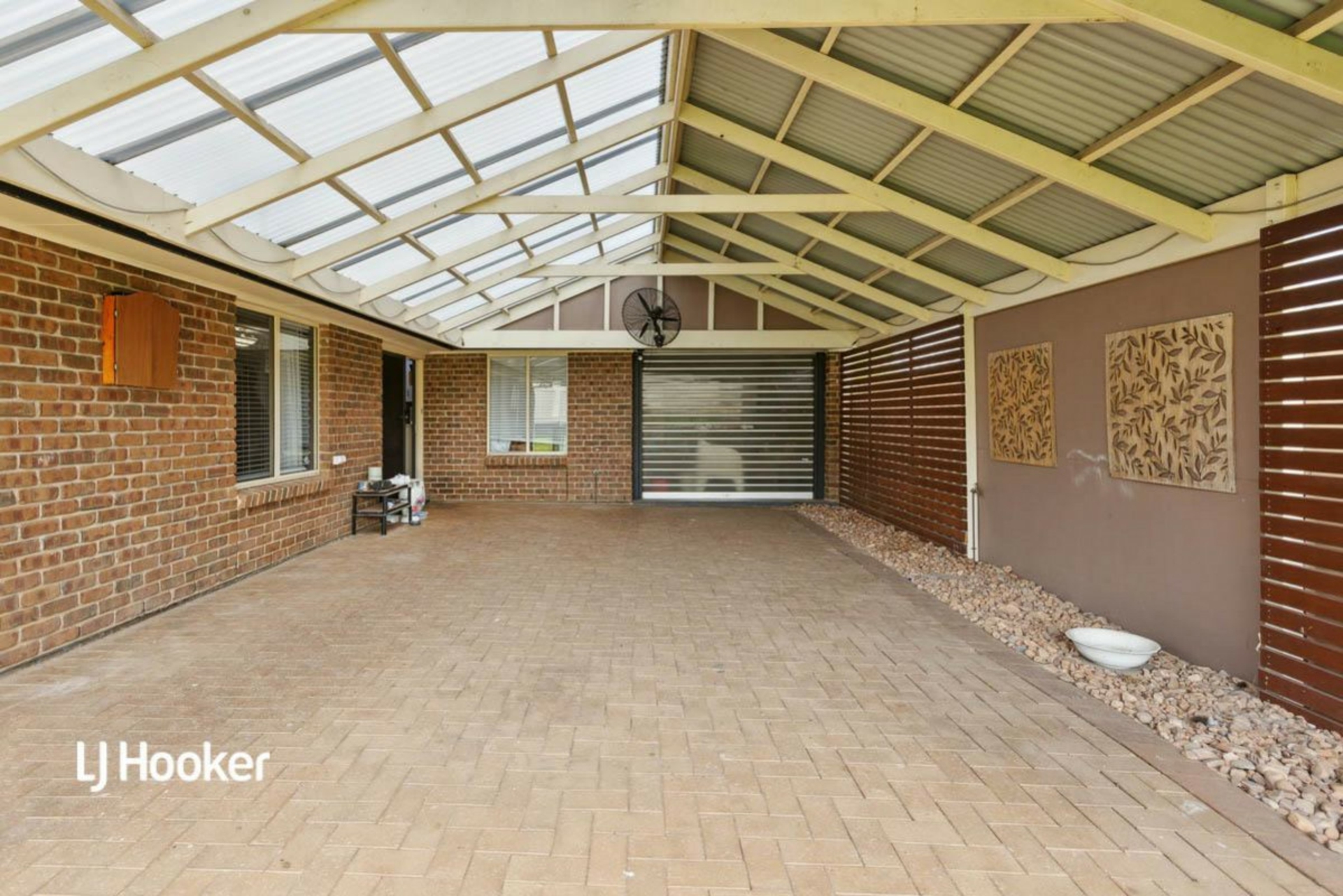 4 Toulon Place, GREENWITH