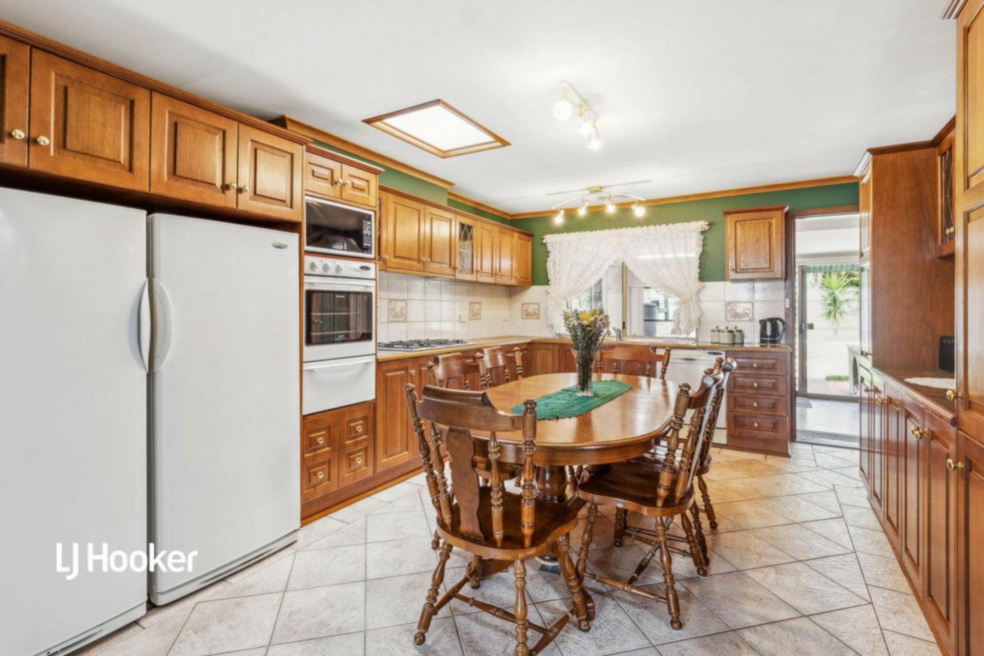 2 Mandy Court, INGLE FARM