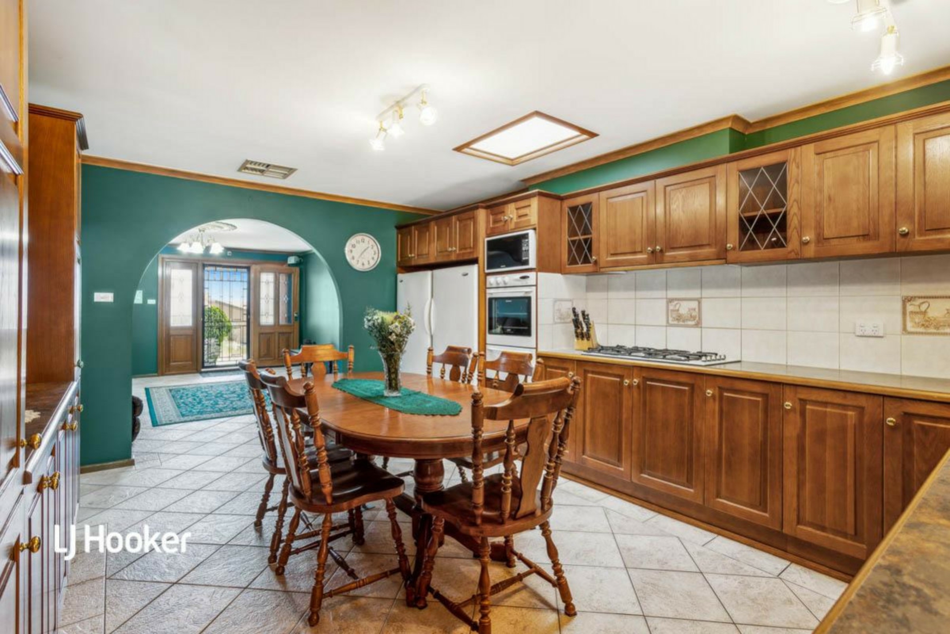 2 Mandy Court, INGLE FARM