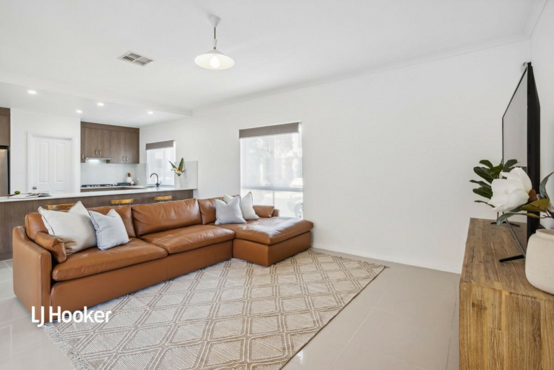 16 The Strand, MAWSON LAKES