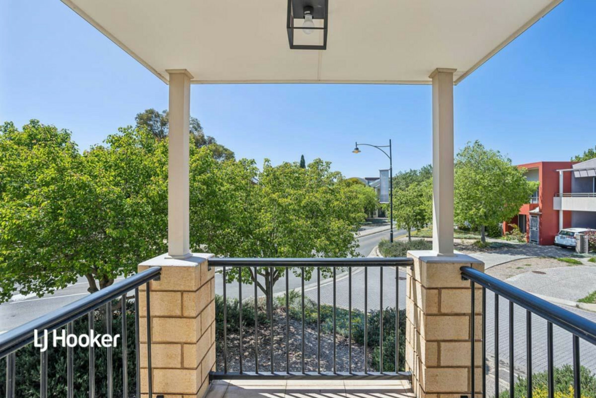 16 The Strand, MAWSON LAKES
