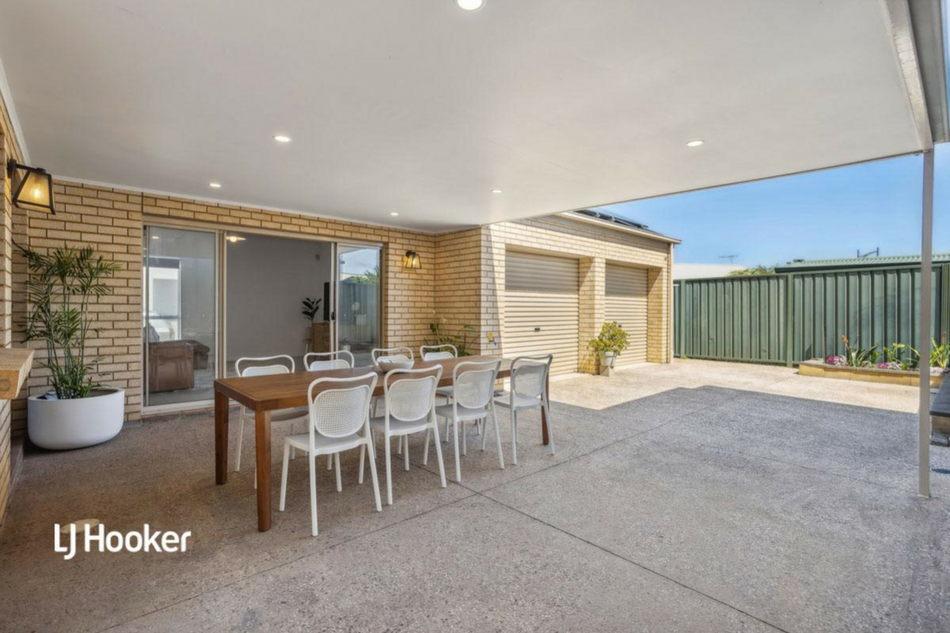 16 The Strand, MAWSON LAKES