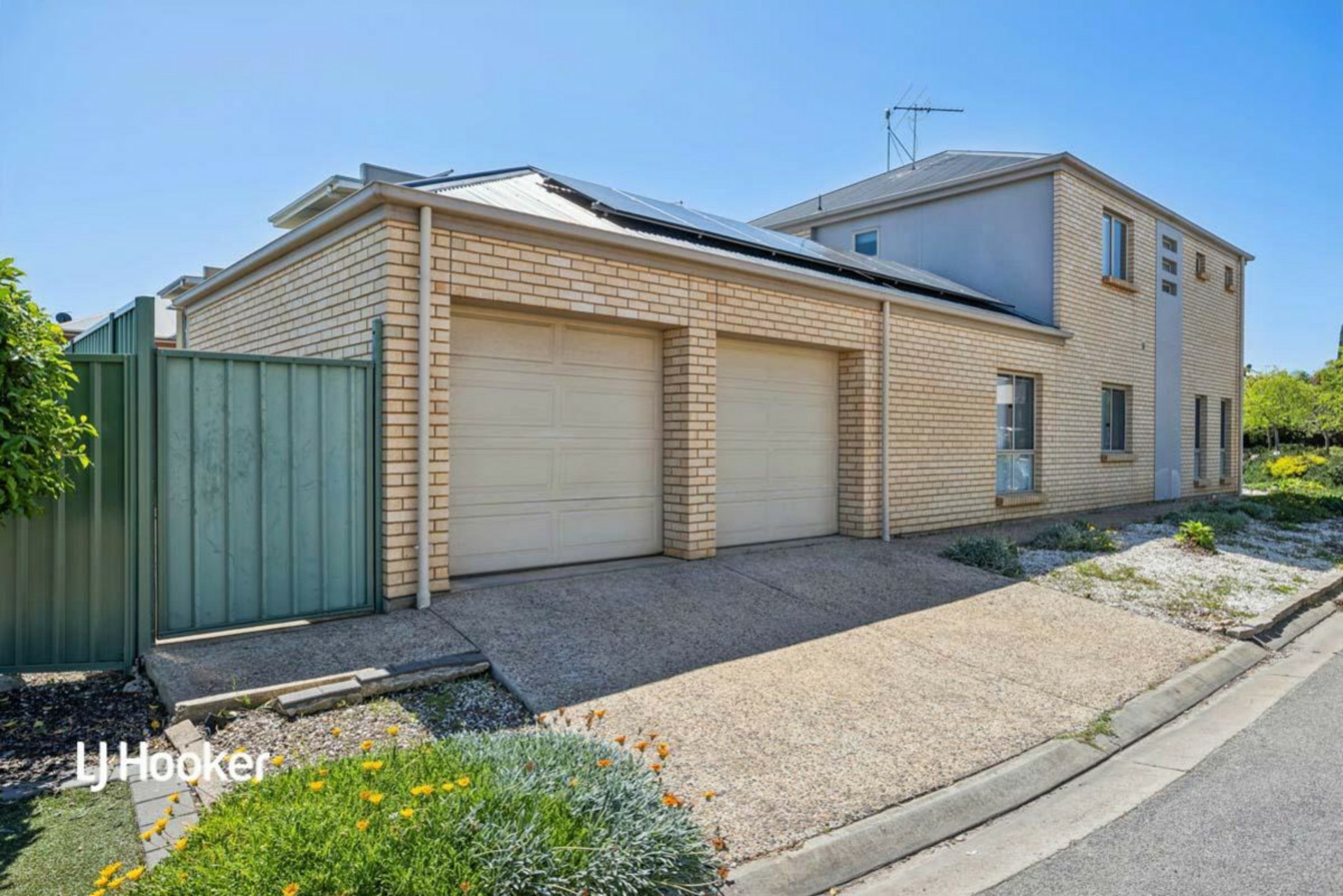 16 The Strand, MAWSON LAKES
