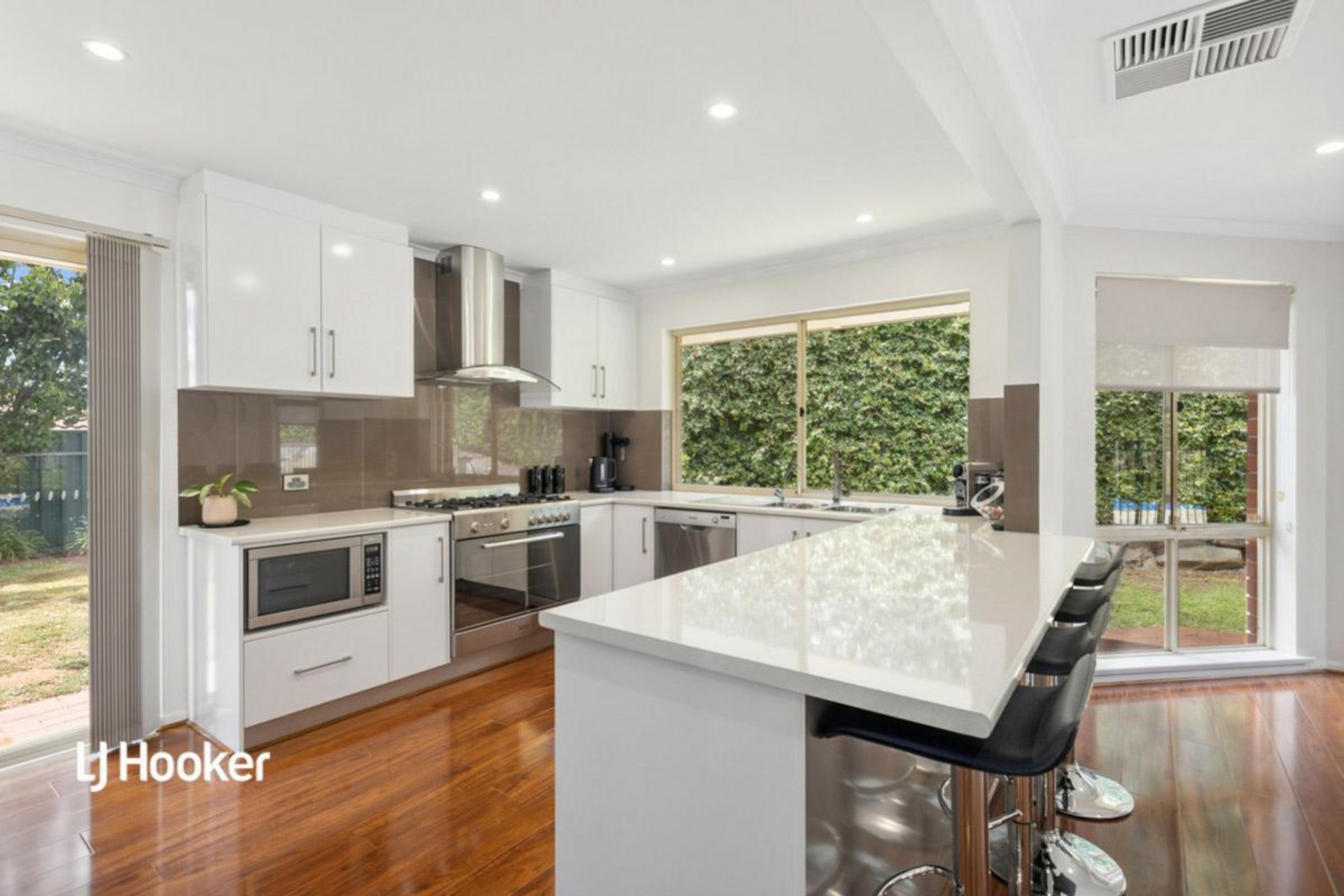 10 Tongariro Street, GREENWITH