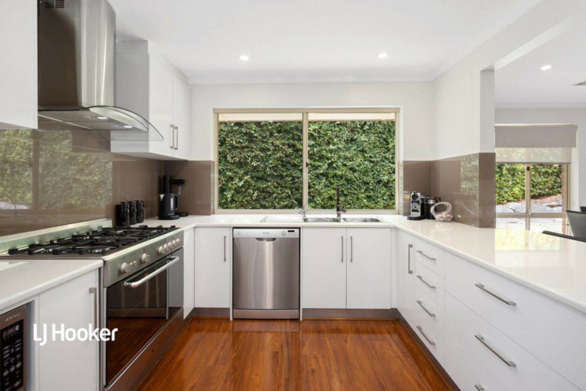10 Tongariro Street, GREENWITH