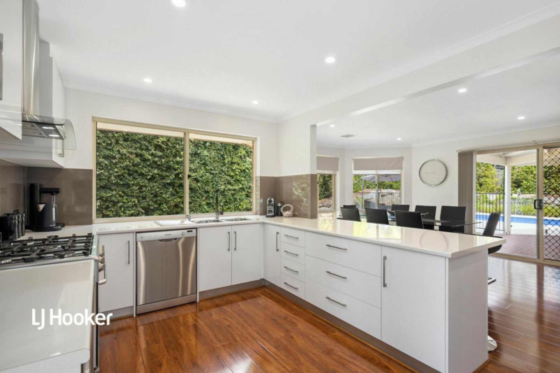 10 Tongariro Street, GREENWITH