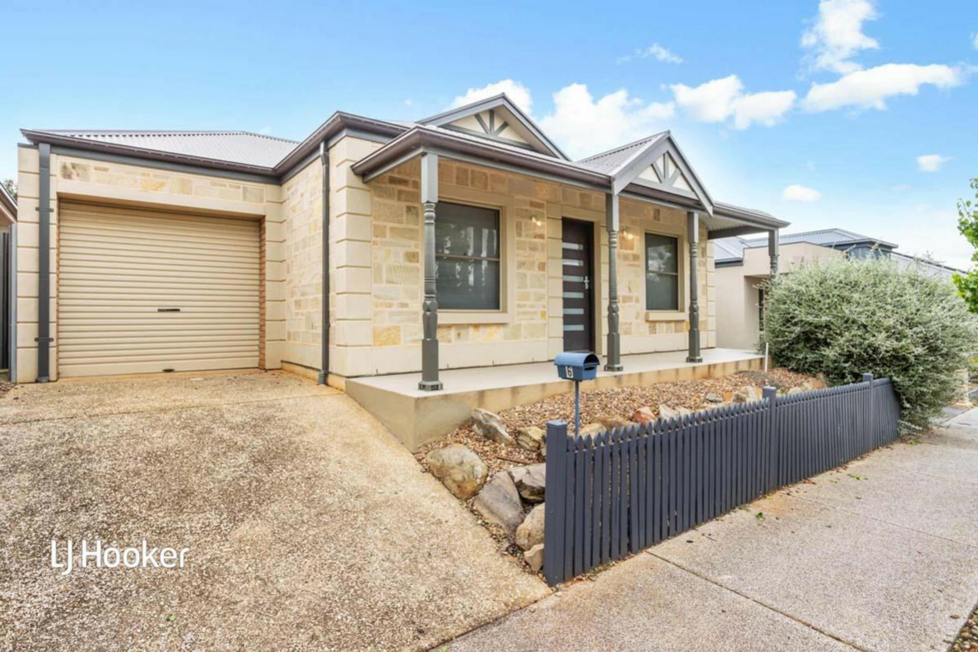 6 Adamson Street, Blakeview