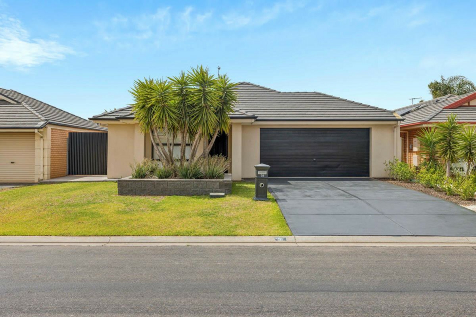 31 Newhaven Terrace — photo from LJ Hooker Property Specialists