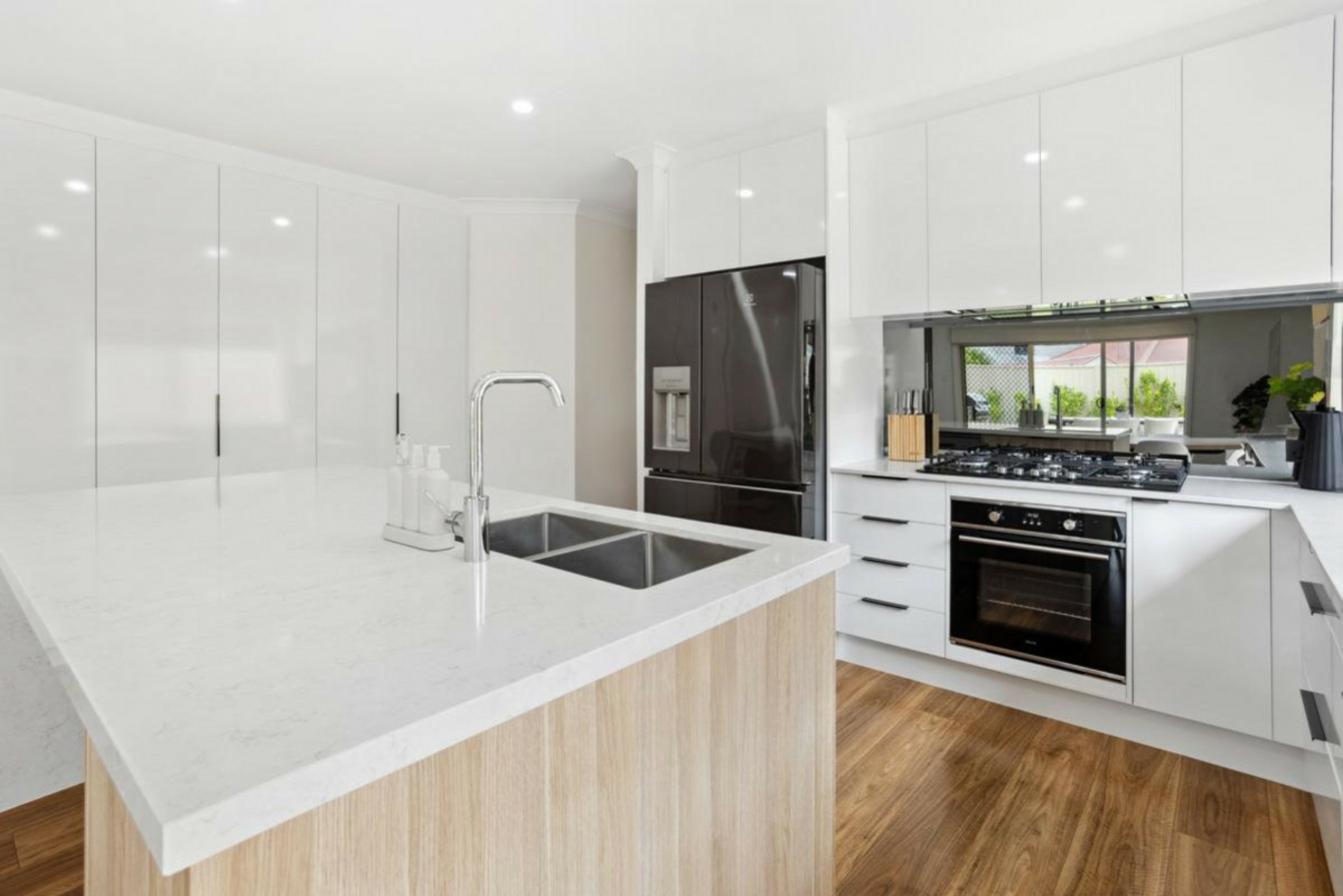 31 Newhaven Terrace — photo 8 of 19