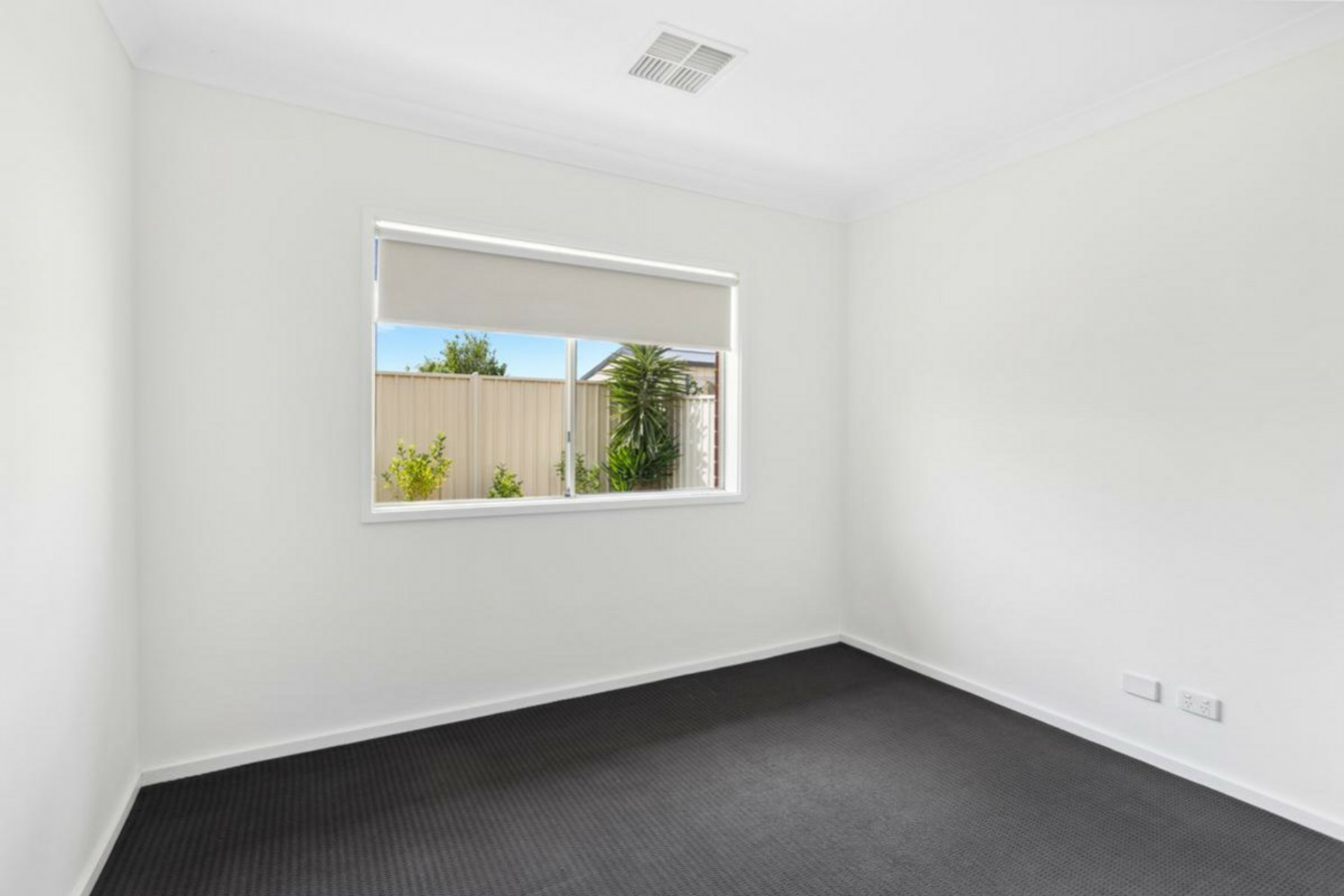 31 Newhaven Terrace — photo 13 of 19