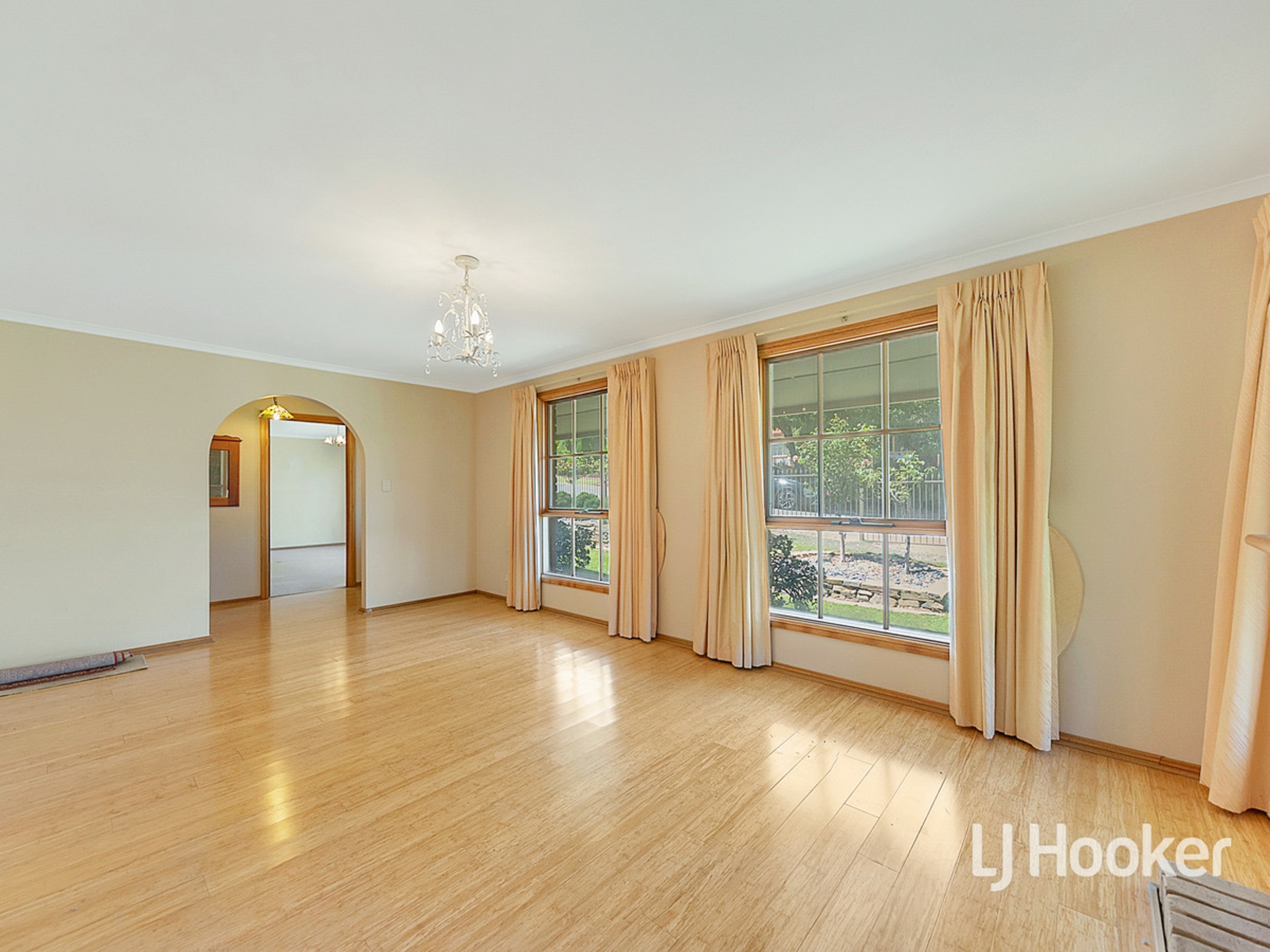 8 Tangelo Court, GOLDEN GROVE