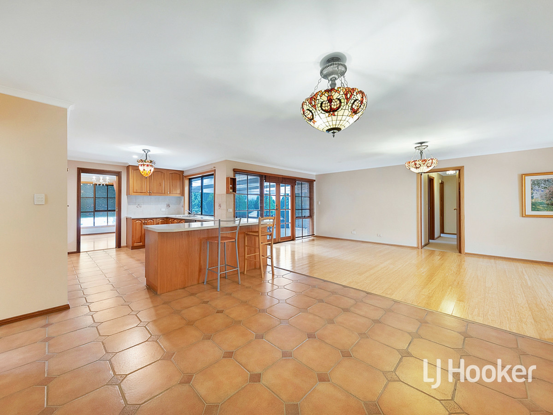 8 Tangelo Court, GOLDEN GROVE