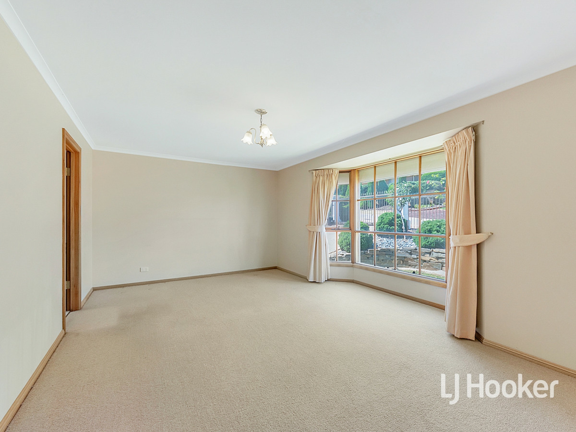 8 Tangelo Court, GOLDEN GROVE
