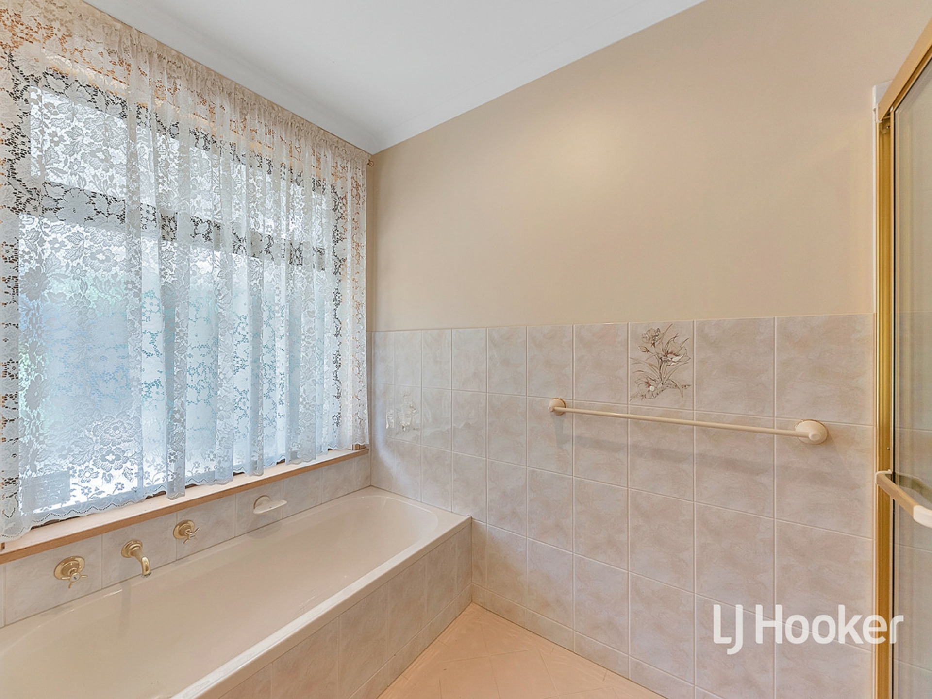 8 Tangelo Court, GOLDEN GROVE