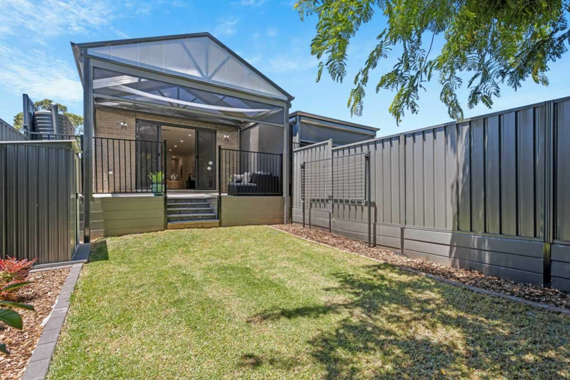 9 Valley View Drive, HIGHBURY