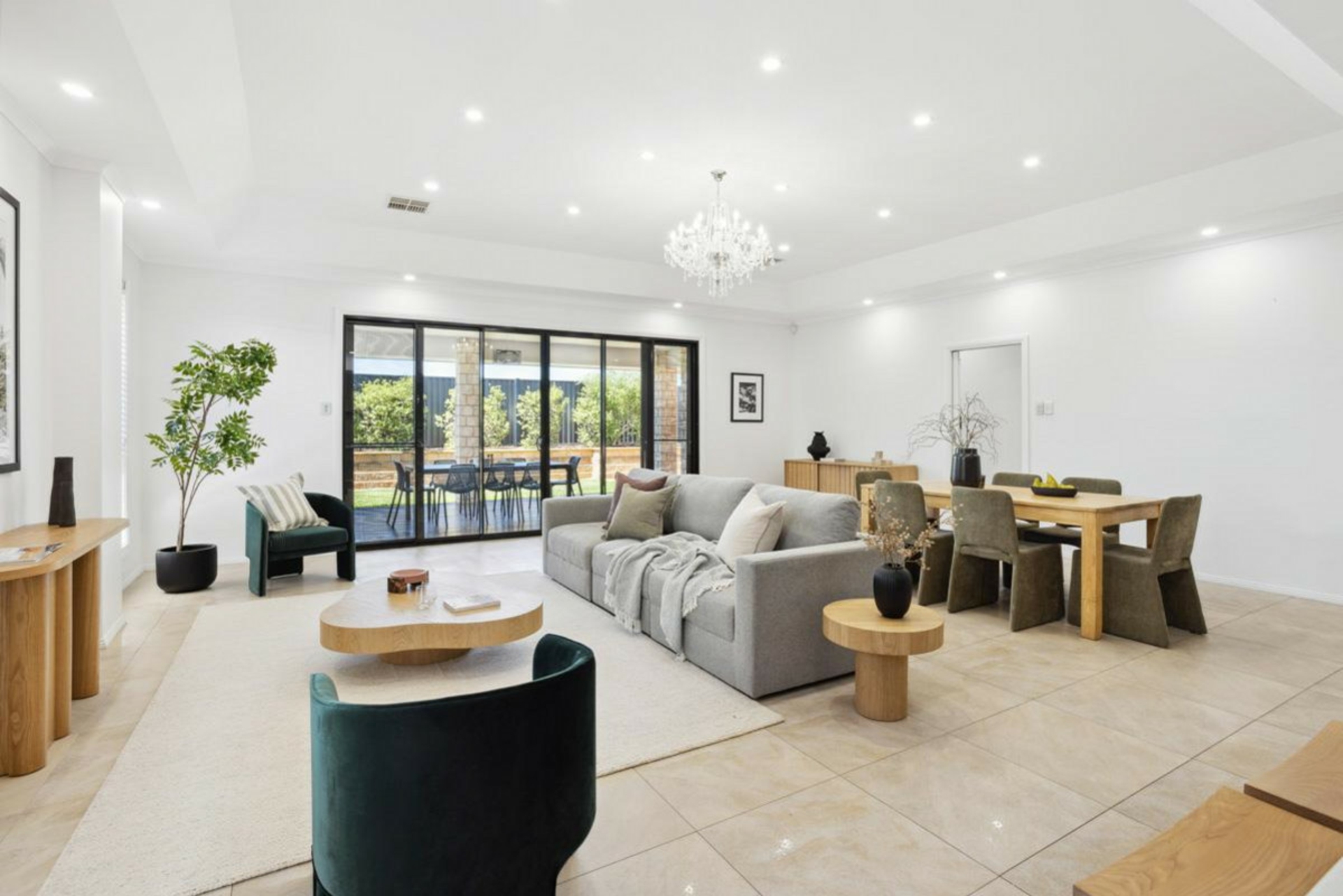 25 Nelson Crescent, MAWSON LAKES