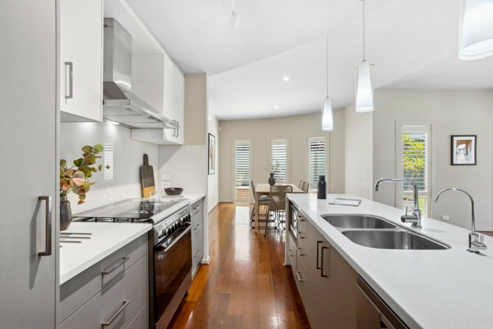 90 Shoalhaven Circuit, MAWSON LAKES