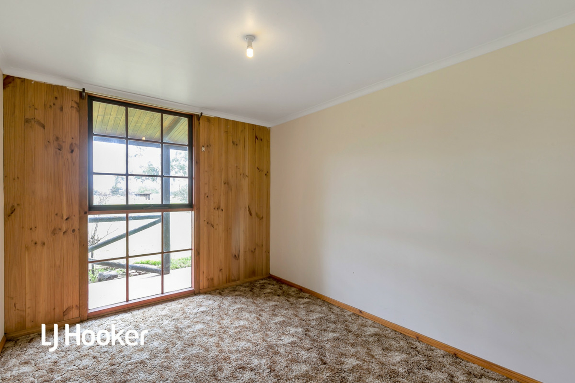 7 Wyatt Road, DIREK