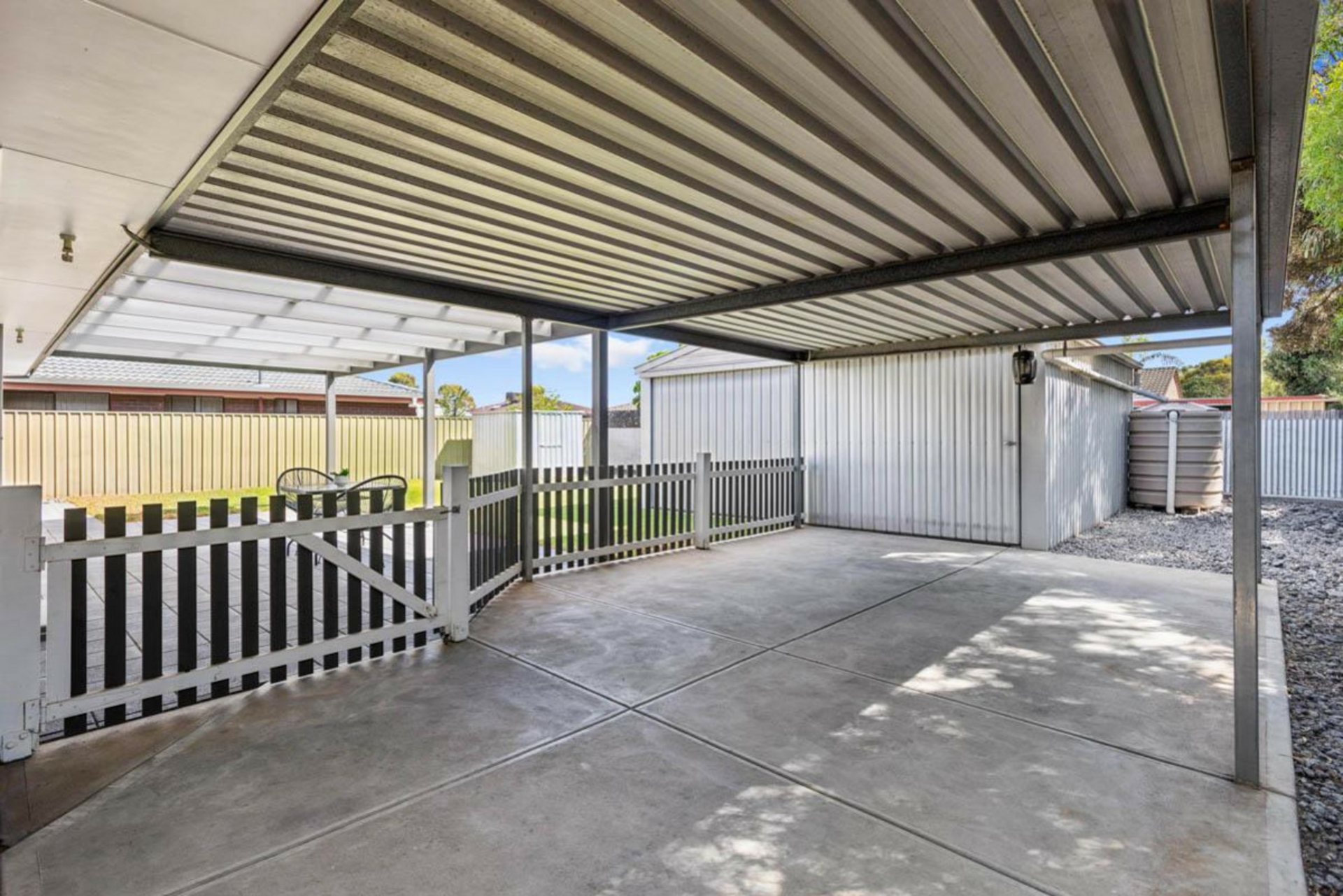 30 Wakeling Crescent, PARAFIELD GARDENS