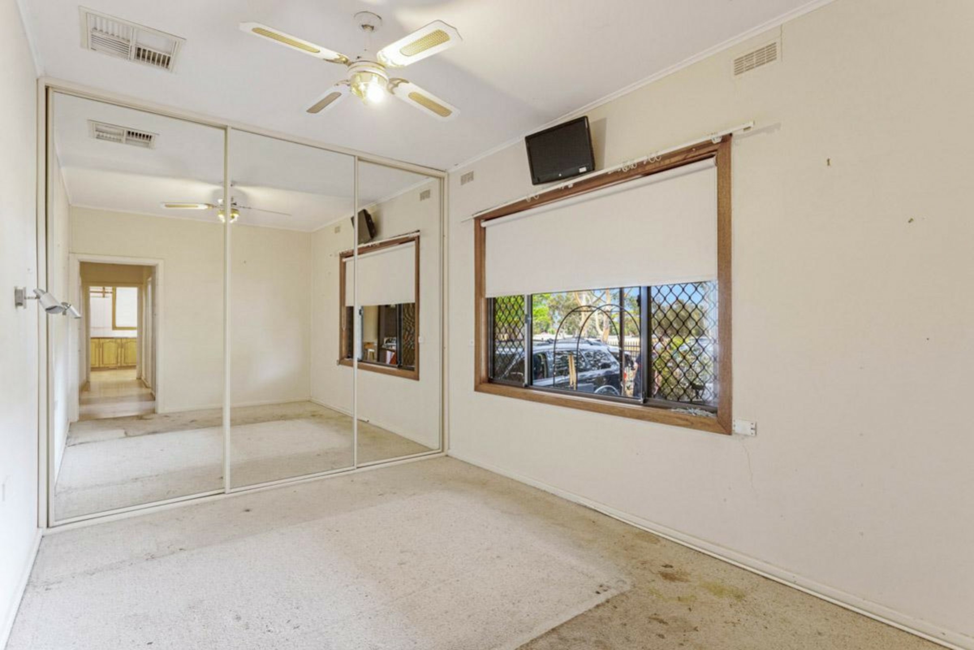 22 McKenzie Road, ELIZABETH DOWNS