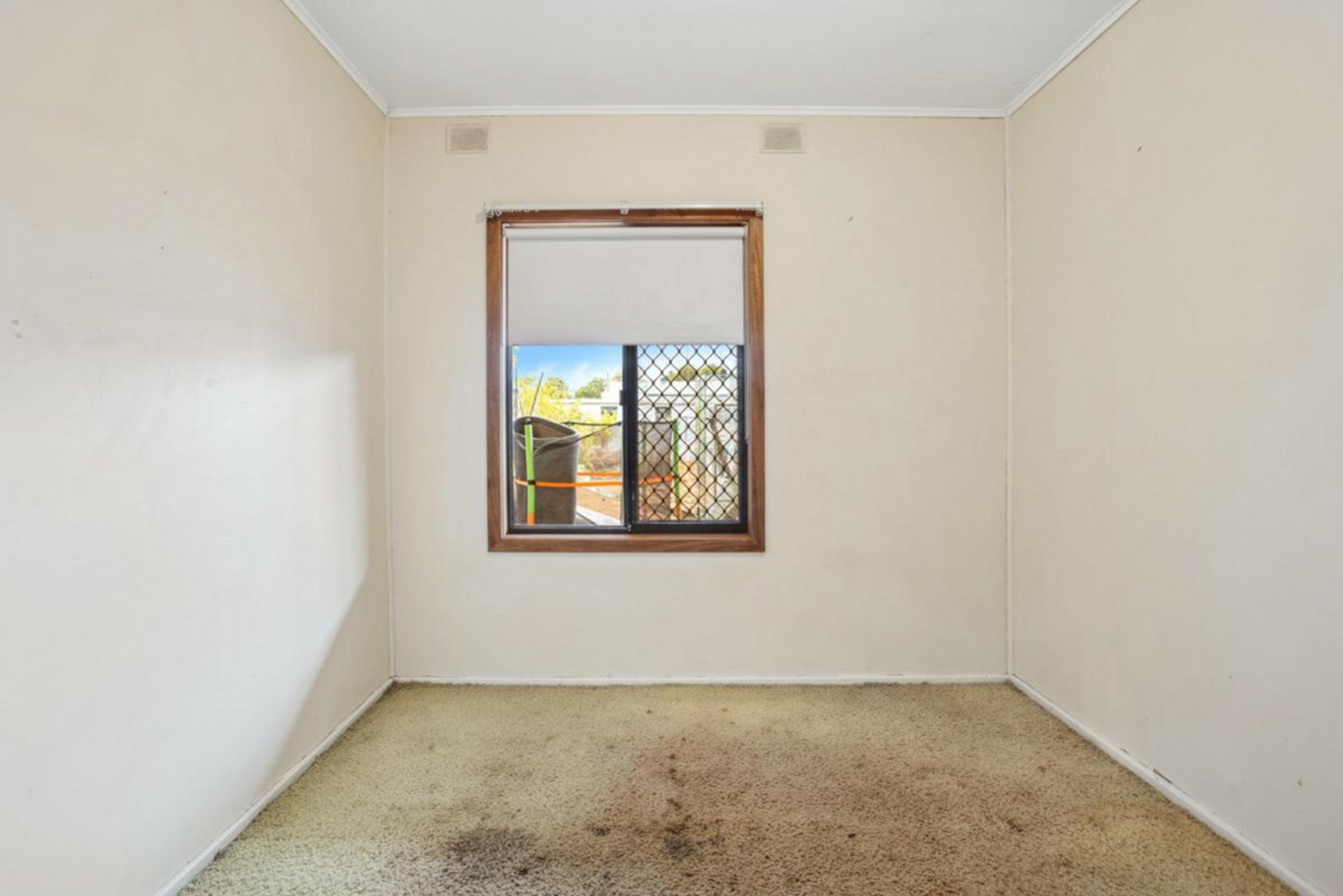 22 McKenzie Road, ELIZABETH DOWNS