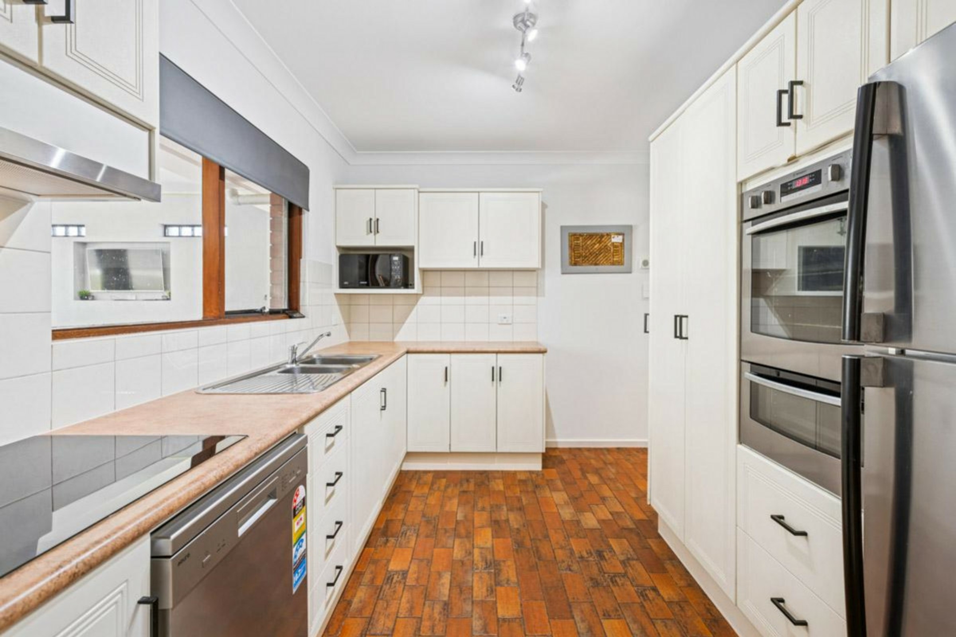 20 Maurine Terrace, PARA VISTA