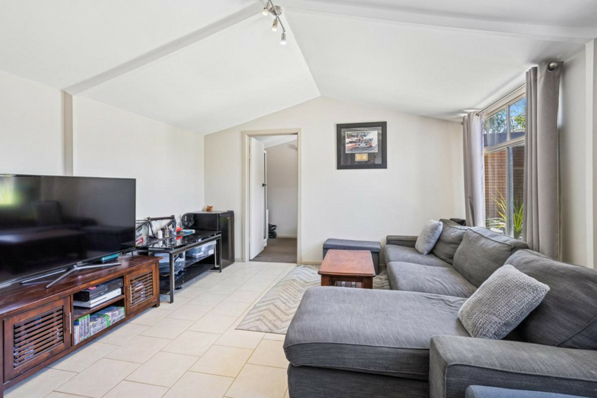 20 Maurine Terrace, PARA VISTA