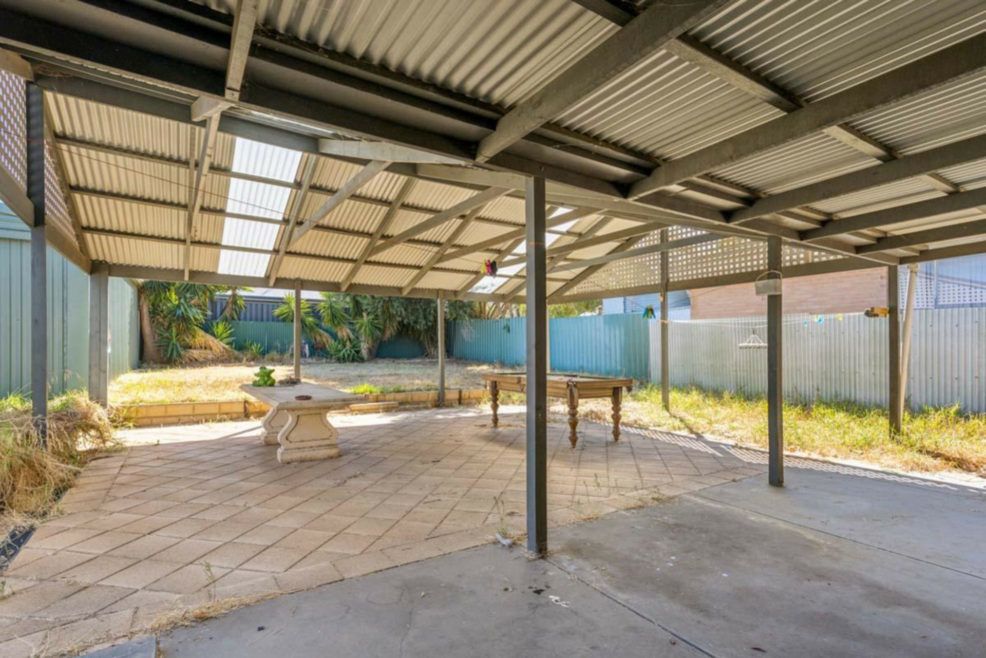 1115 North East Road, RIDGEHAVEN