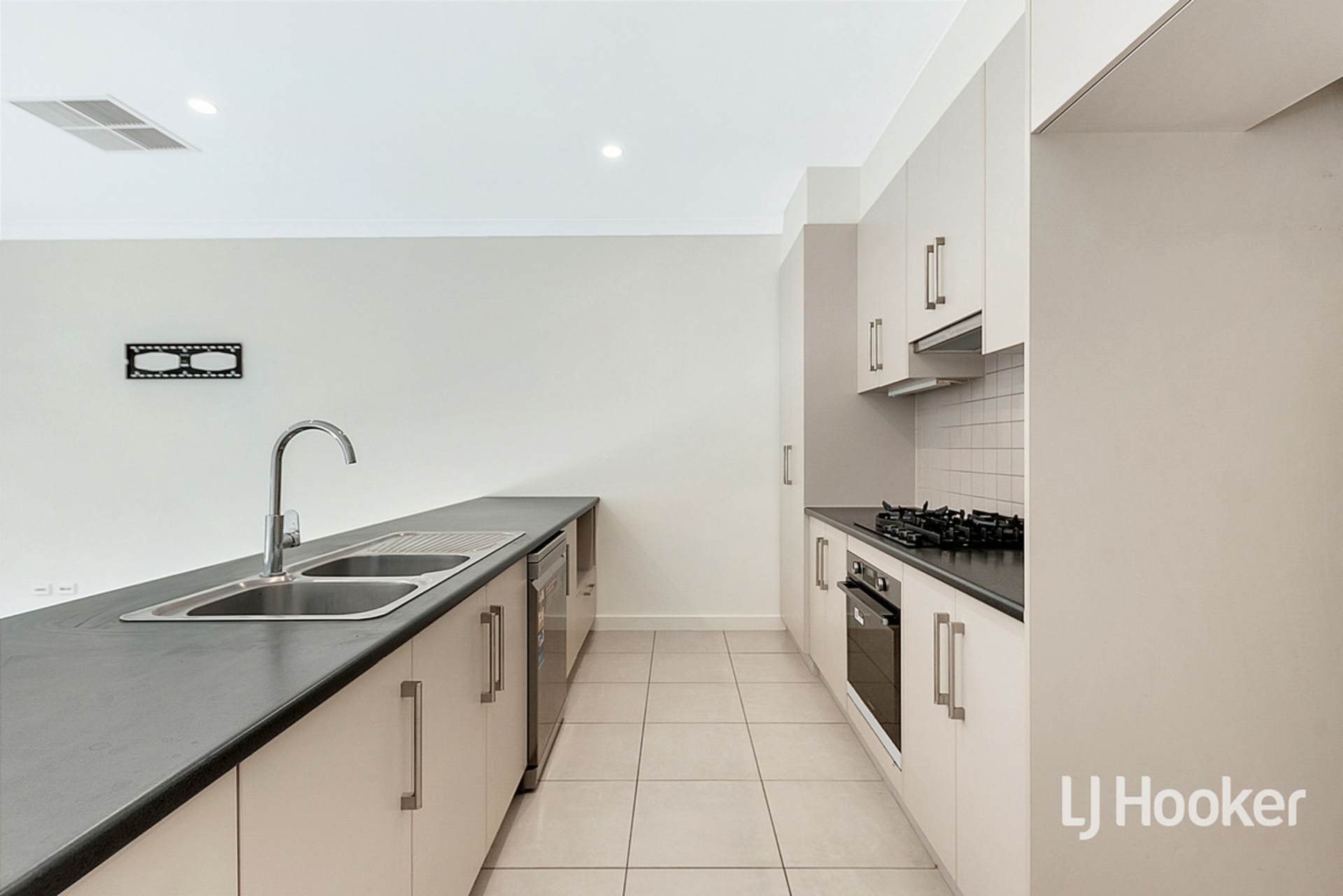 60 Elder Drive, MAWSON LAKES