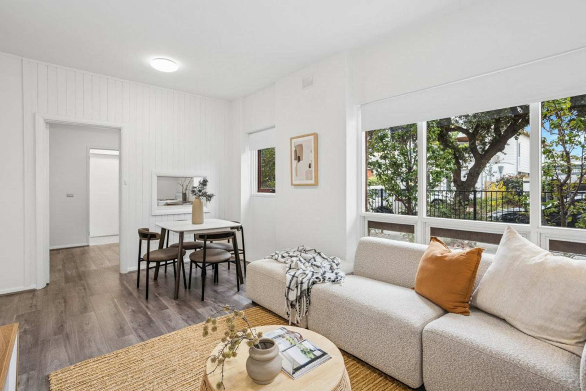 1/6 Saltram Road, GLENELG