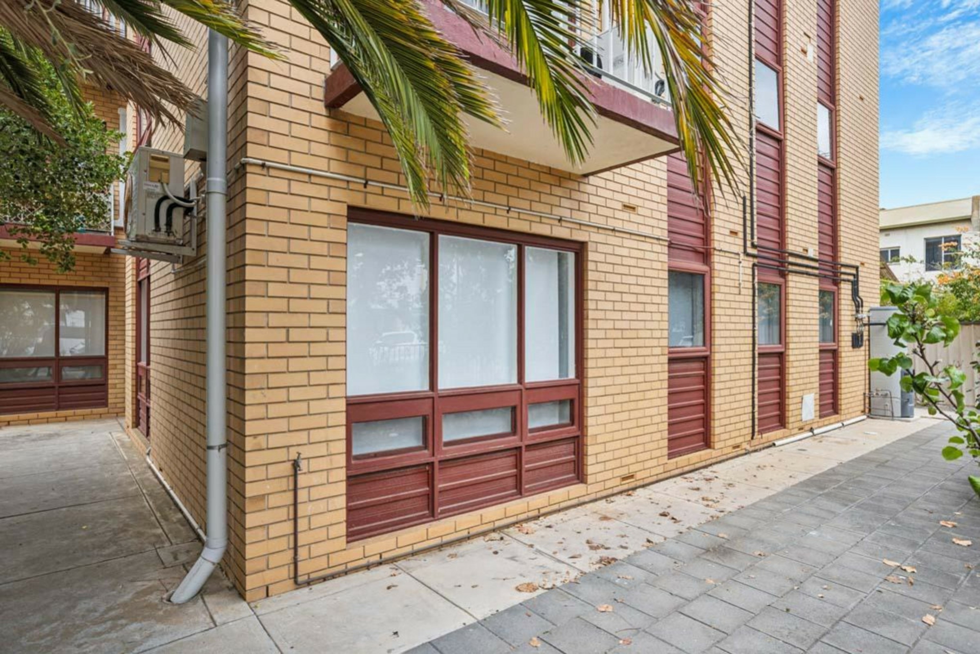 1/6 Saltram Road, GLENELG