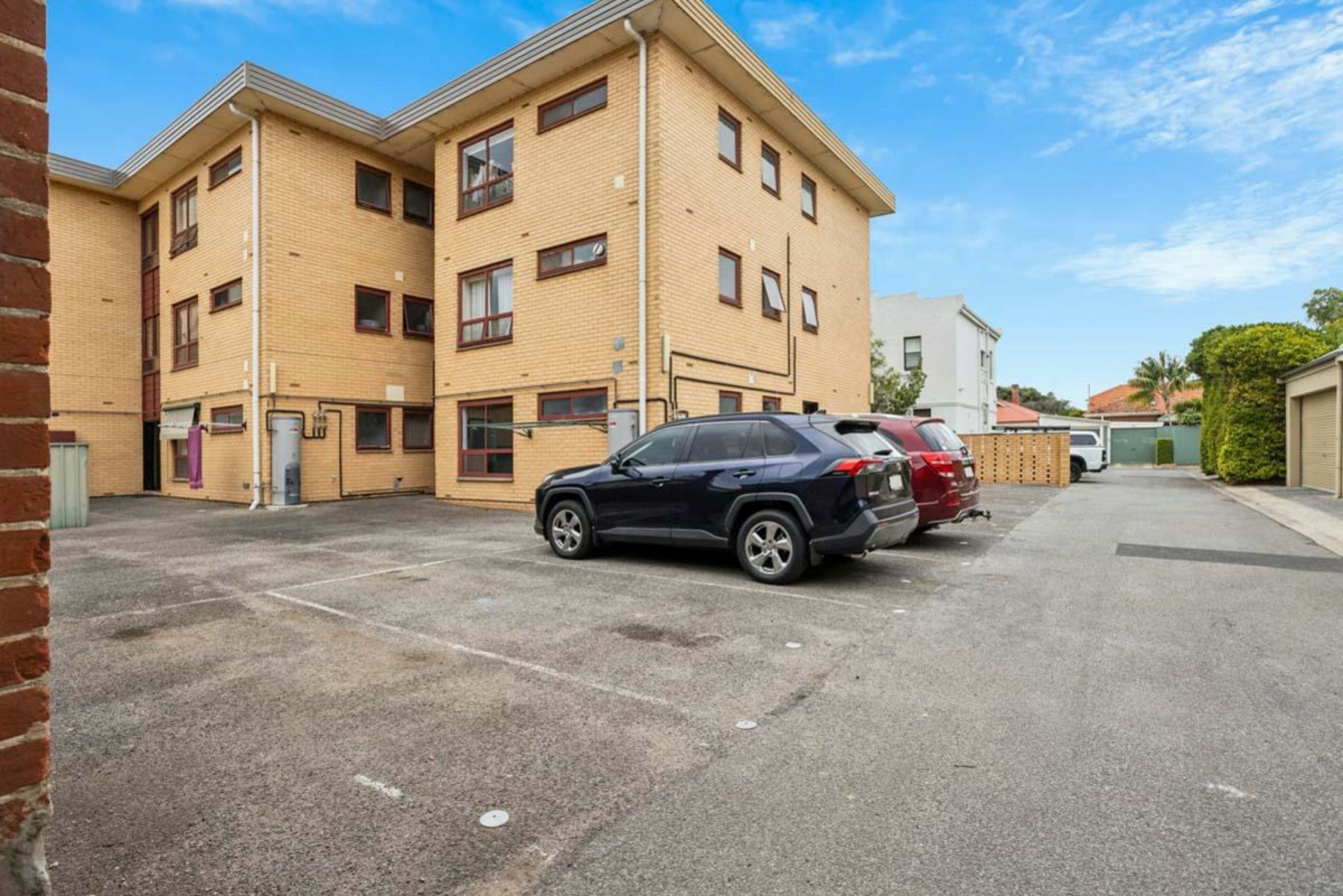 1/6 Saltram Road, GLENELG