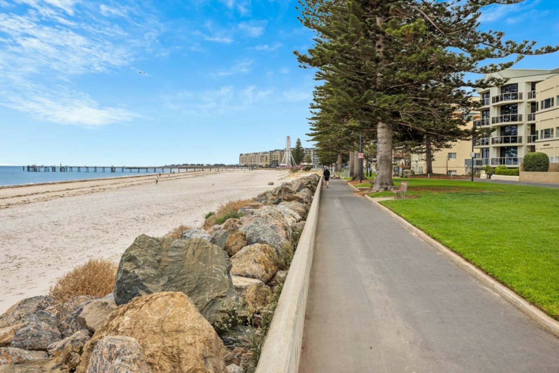 1/6 Saltram Road, GLENELG