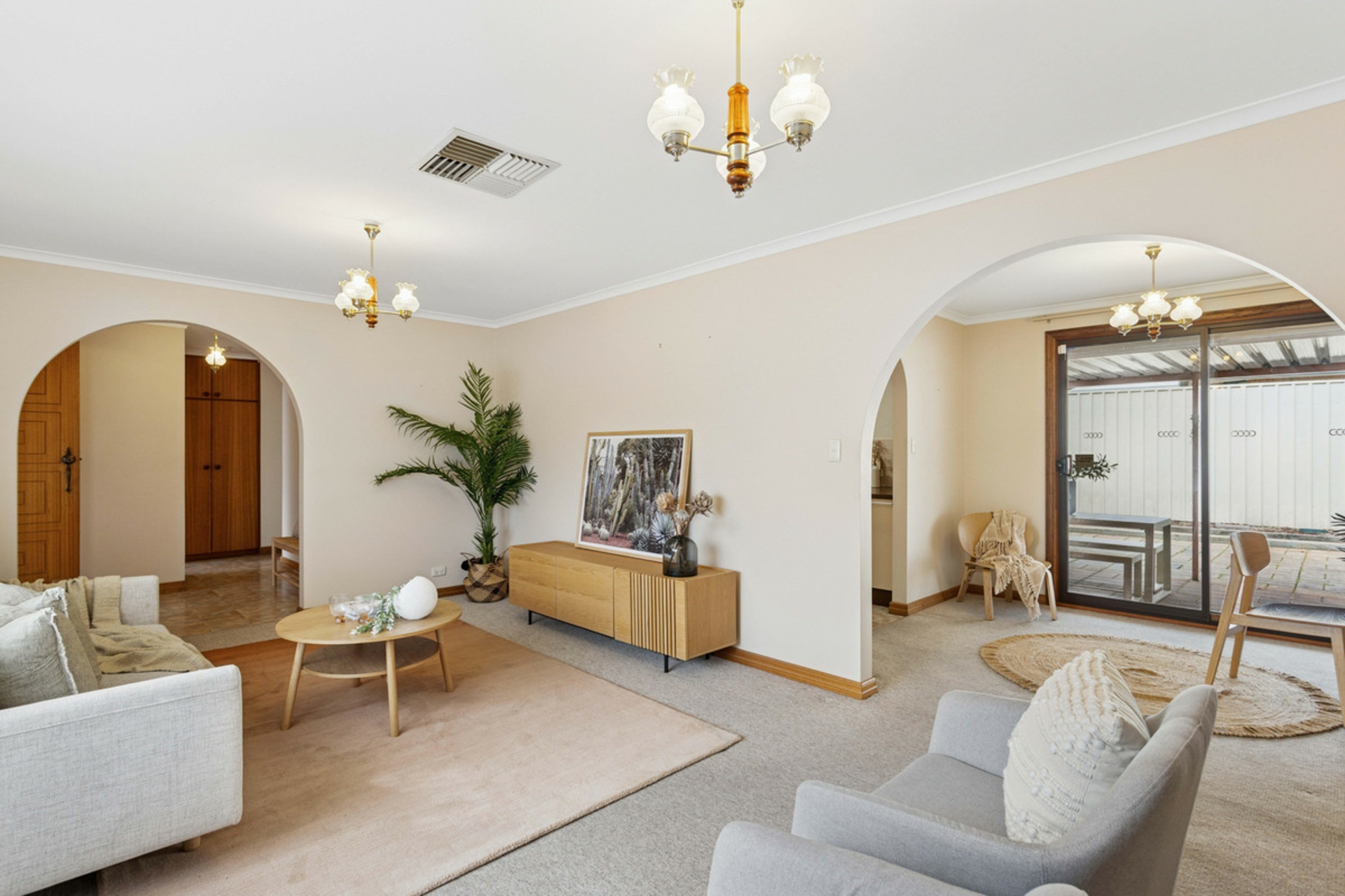 8 Tranquil Court, CAMPBELLTOWN