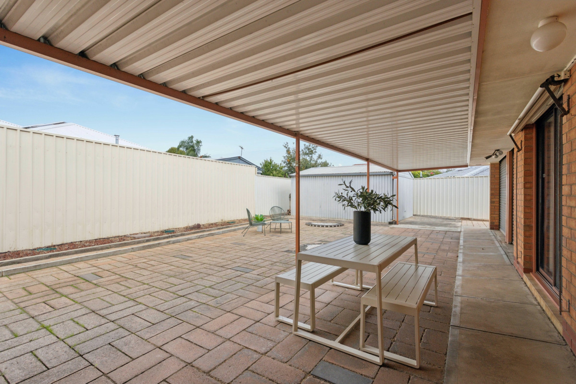 8 Tranquil Court, CAMPBELLTOWN
