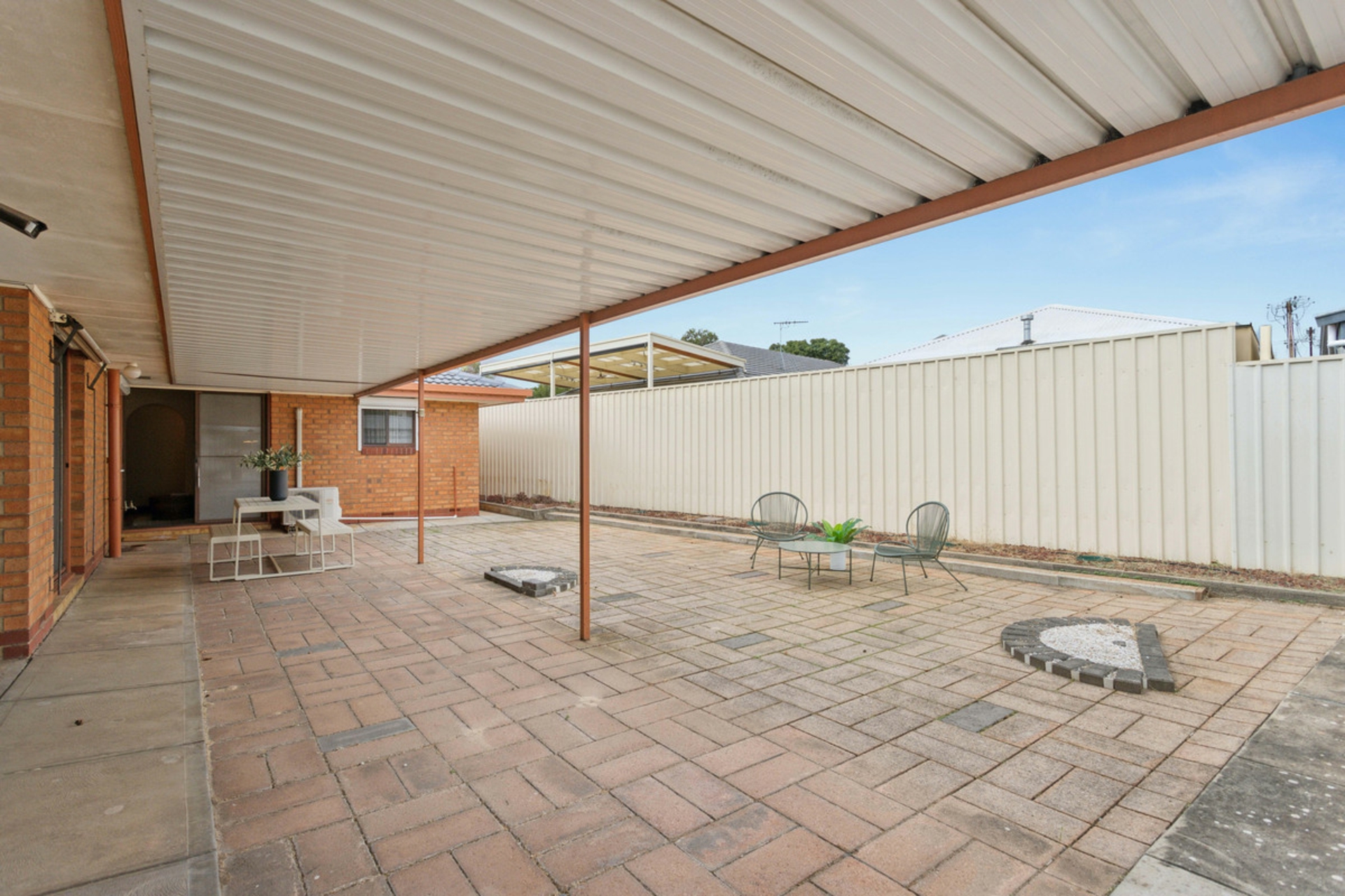 8 Tranquil Court, CAMPBELLTOWN