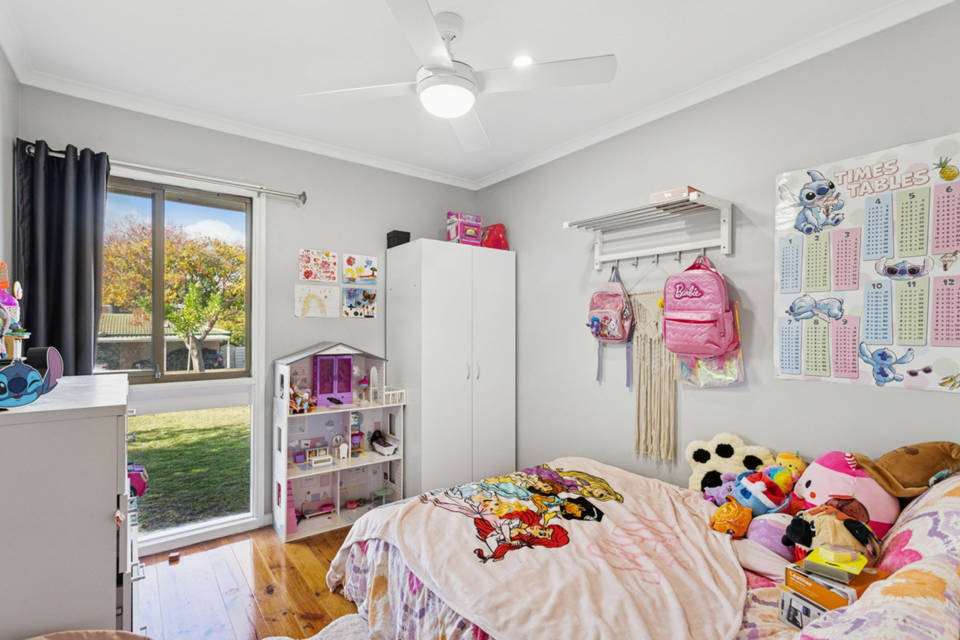12 Wirilda Avenue, SURREY DOWNS
